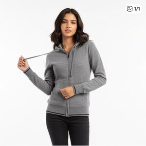 Club Monaco Vintage Gray Merino Wool Sweater size xs